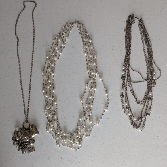 Jewelry - Vintage Set 80s Gold Pearl Charm Necklaces